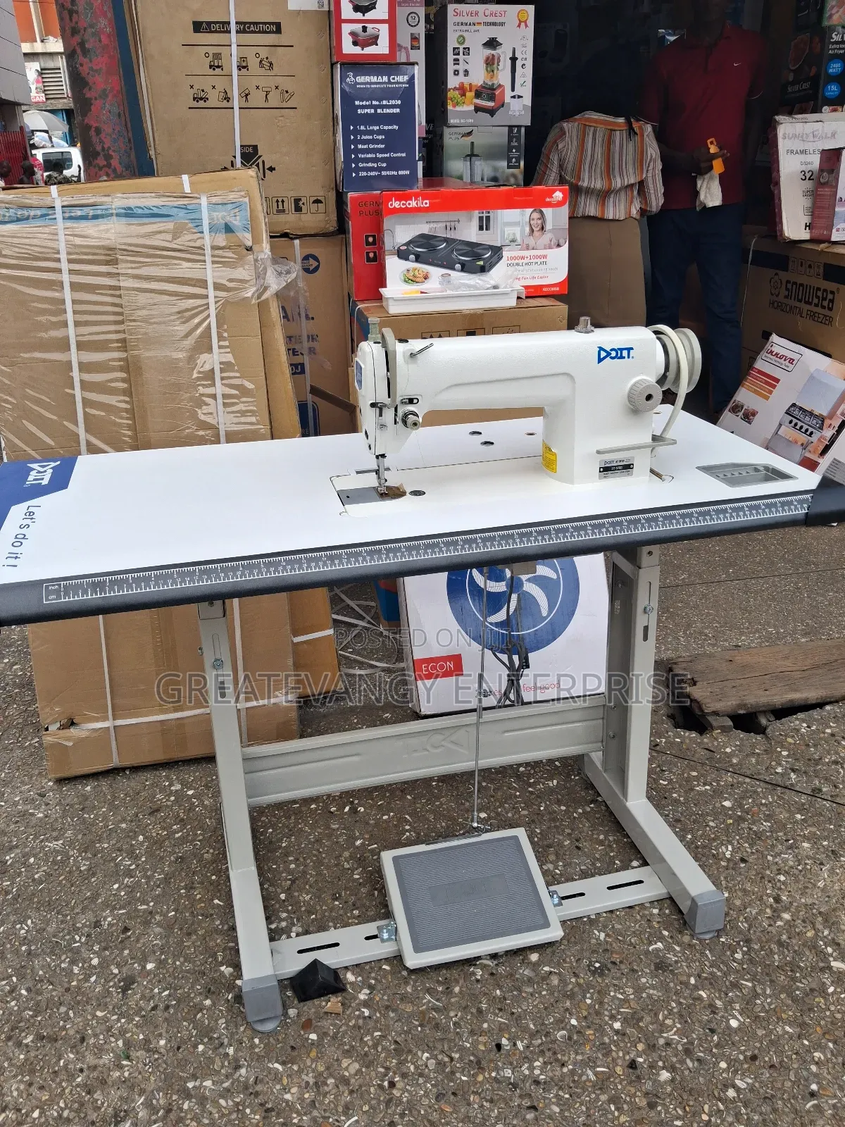 Brandnew Industrial Sewing Mch.