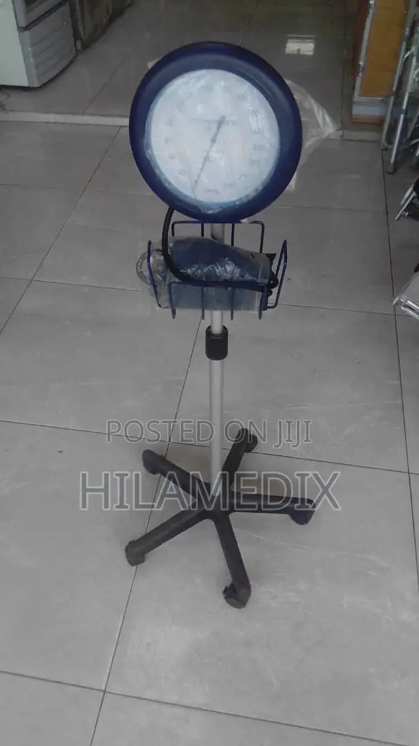 Aneroid Sphygmomanometer (Bp Apparatus) With Stand