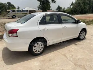 Toyota Belta 2010 White