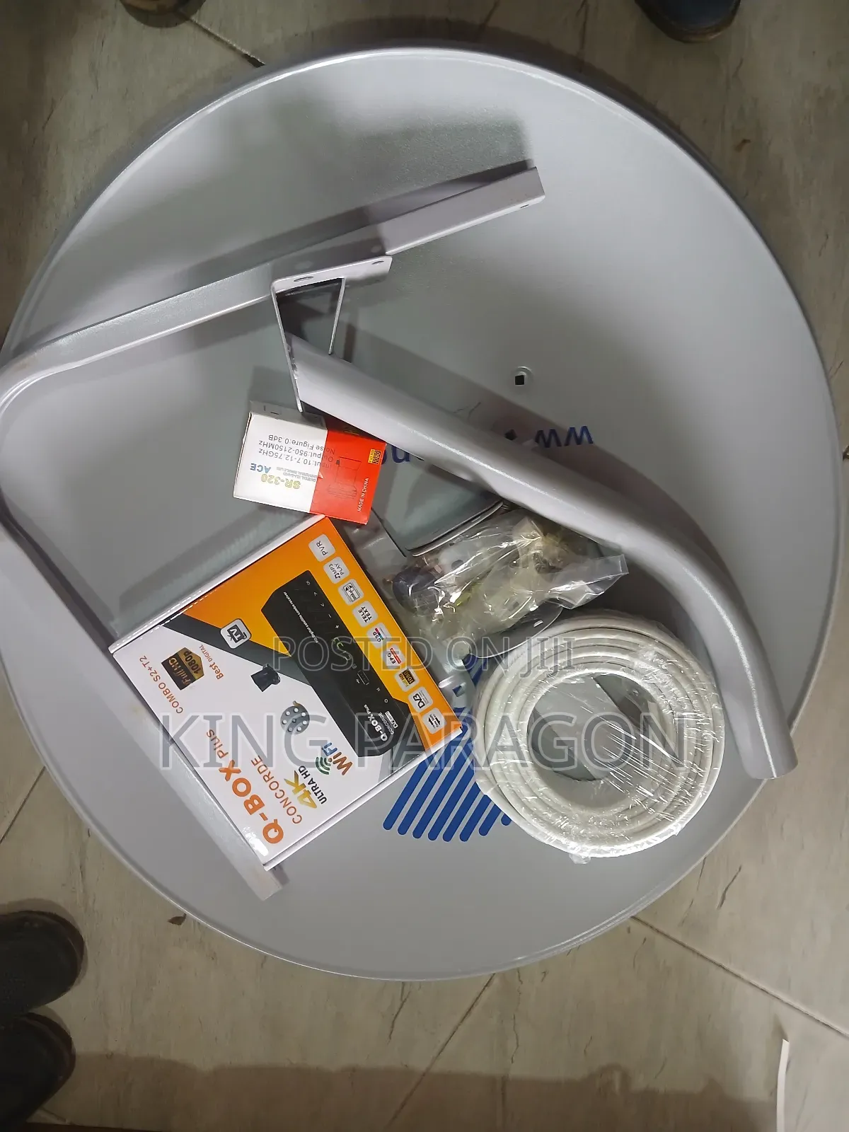 Strong Dish + Combo Decoder (+ Cable)