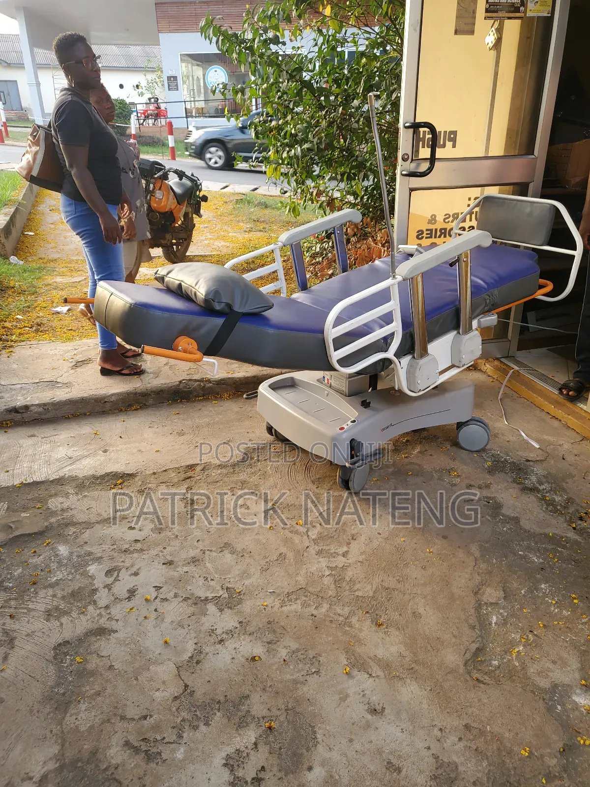 Tassserit Operation Bed
