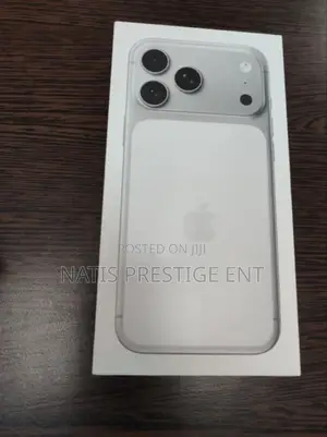 New Apple iPhone 17 Pro Max 256 GB Silver