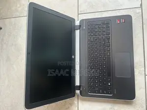 Laptop HP Pavilion 15 4GB AMD A8 SSD 128GB