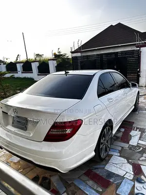 Mercedes-Benz C250 2014 White