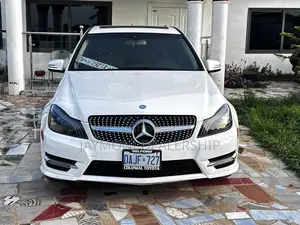 Mercedes-Benz C250 2014 White