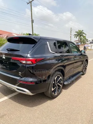 Mitsubishi Outlander SE 2022 Black