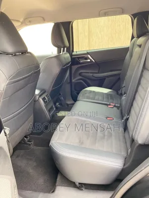 Mitsubishi Outlander SE 2022 Black