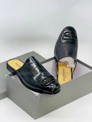 High Quality Balenciaga Half Shoe Black