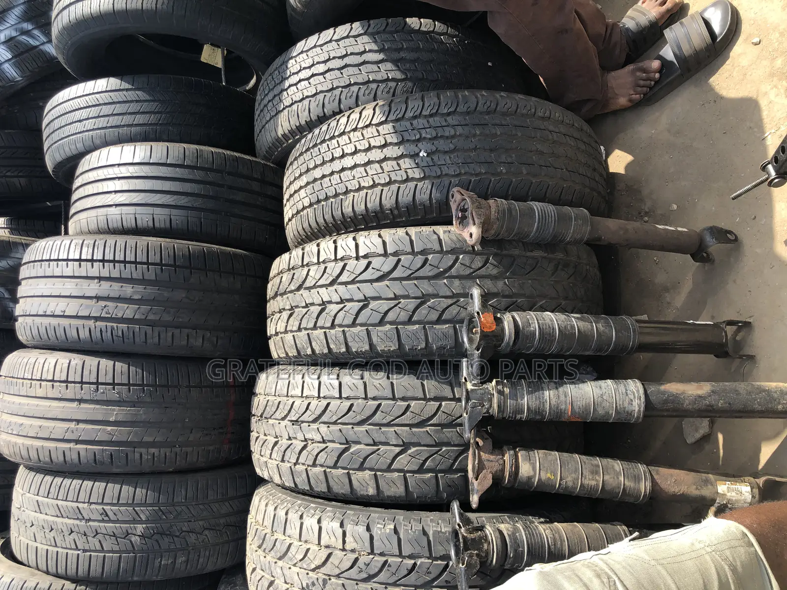 Dodge Durango Shocks Absorbers and All Other Durango Parts Available