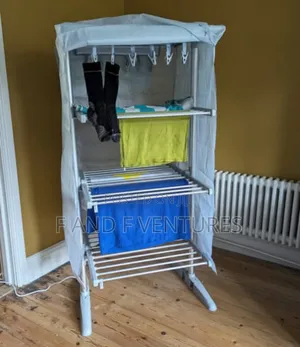 Modern Heated Upright Aired Dryer - Uk