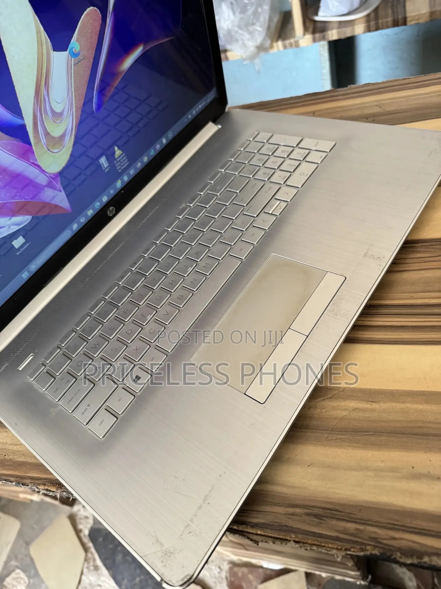 Laptop HP 17-3000 8GB Intel Core i3 SSD 256GB