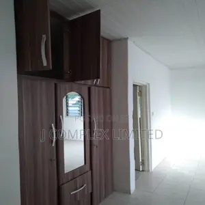 3bdrm Apartment in Dzorwulu for rent