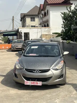 Hyundai Elantra Limited Sedan FWD (1.8L 4cyl 6A) 2013 Gray