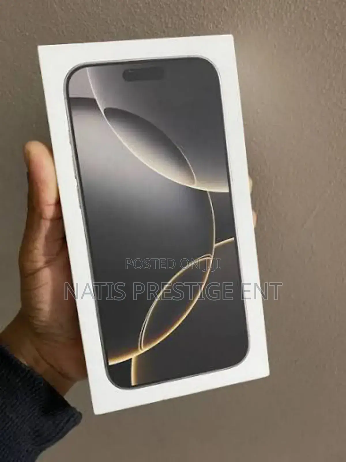 New Apple iPhone 16 Pro Max 256 GB Gold
