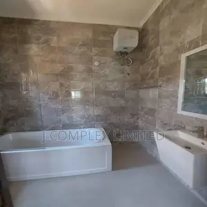 4bdrm House in Dzorwulu for rent