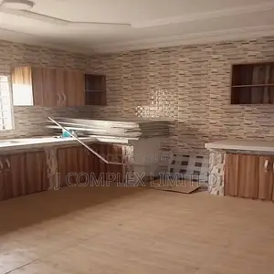 4bdrm House in Dzorwulu for rent