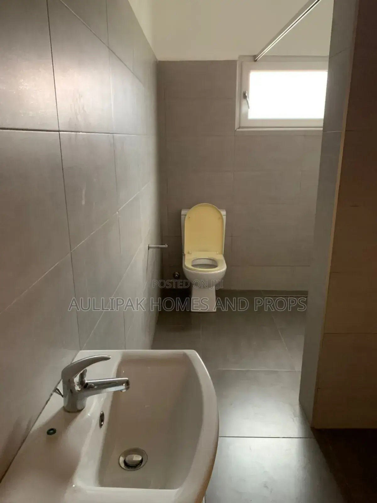 4bdrm House in Comm. 1, Accra Metropolitan for rent