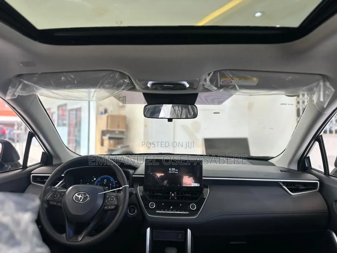 New Toyota Corolla Cross Hybrid 2025 Black