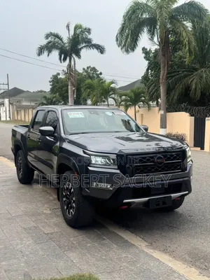 Nissan Frontier PRO-4X 2022 Gray