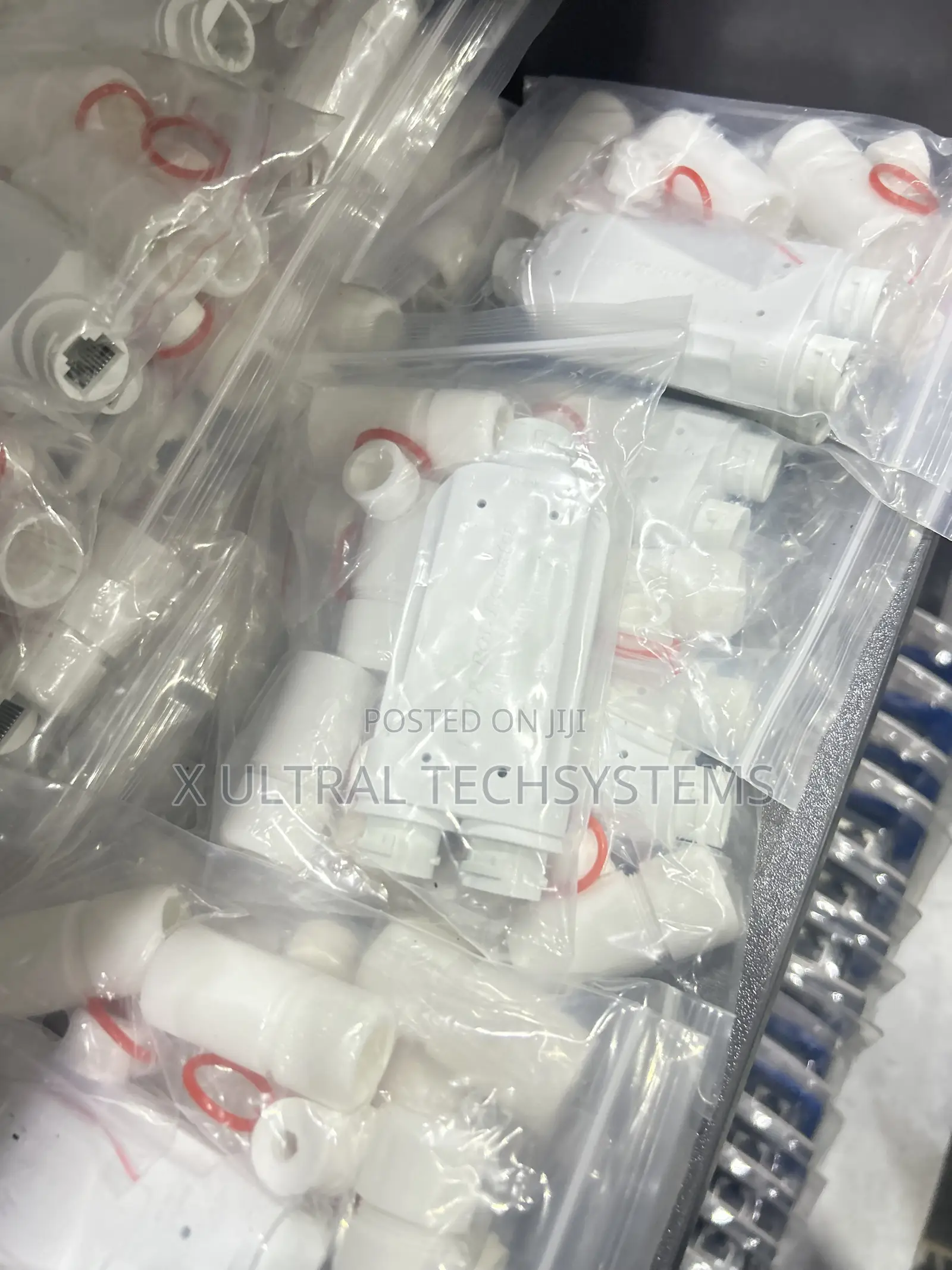 Waterproof Poe Extender 1 In 2 Out