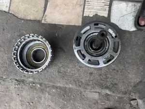 Nissan Pathfinder 4.0 Drive and Reverse