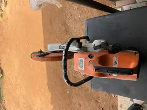 Petrol / Engine Concrete Cutting Machine