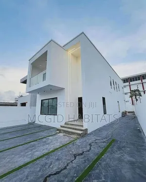 3bdrm House in Ashaley Botwe for rent