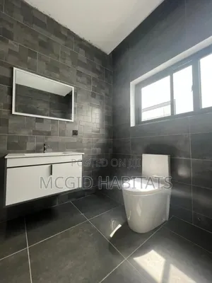 3bdrm House in Ashaley Botwe for rent