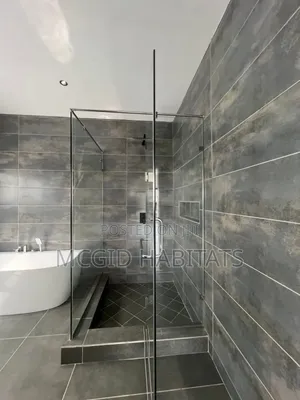3bdrm House in Ashaley Botwe for rent