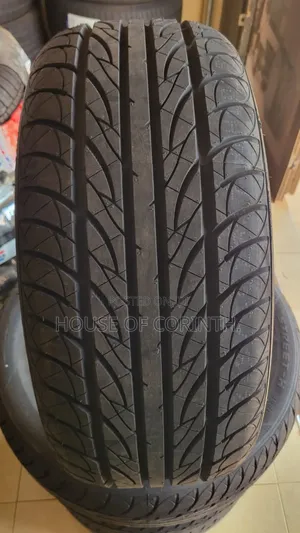 225/50zr17 Tyre. Blackhawk