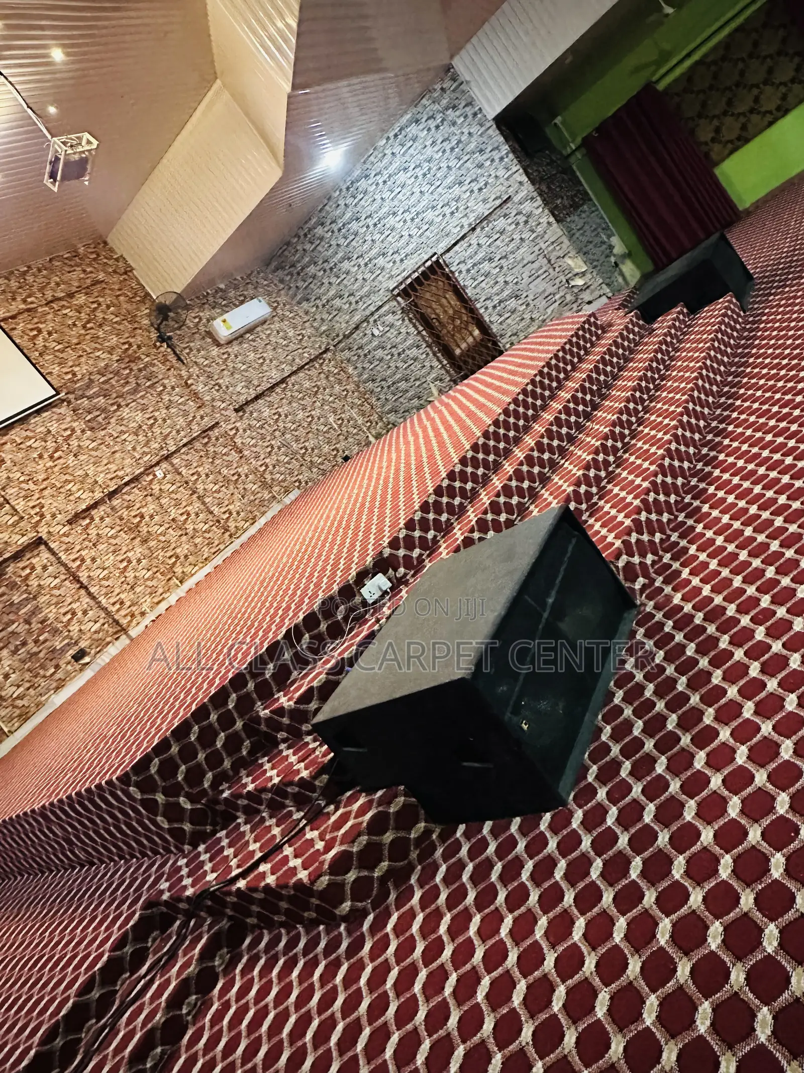 Wine With Gold Design Industrial Carpet