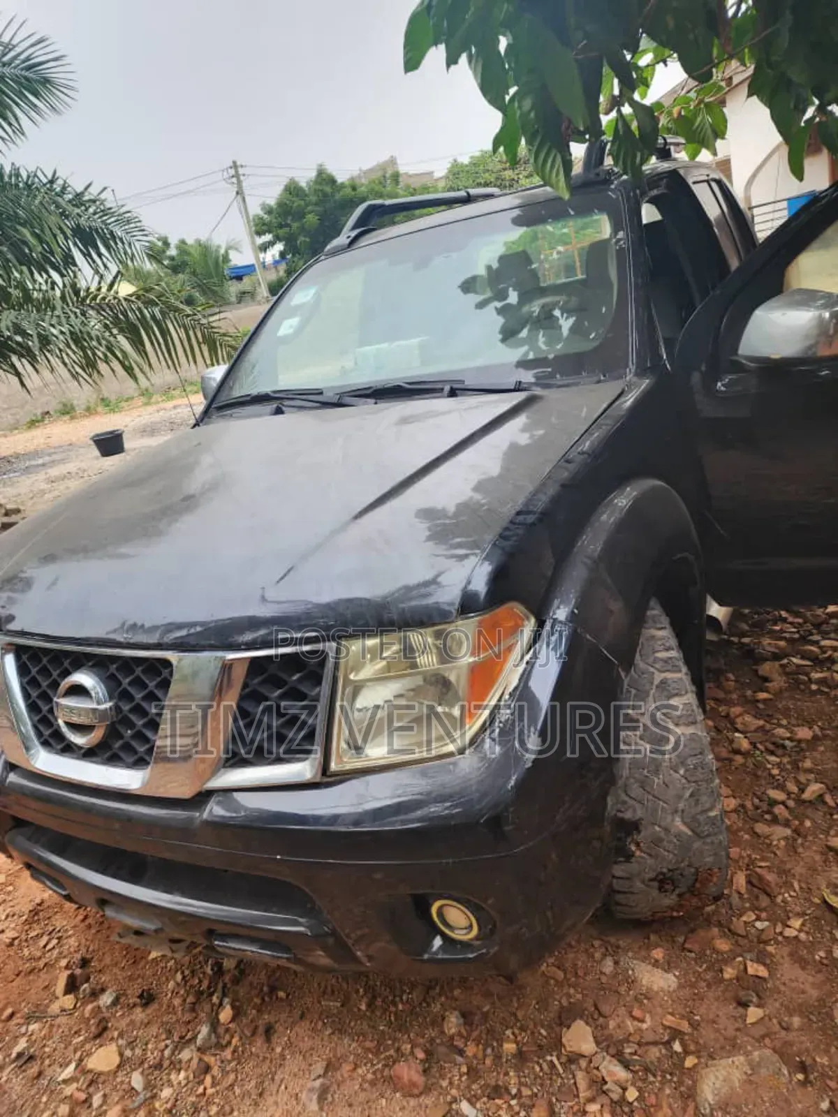 Nissan Frontier 2006 Black