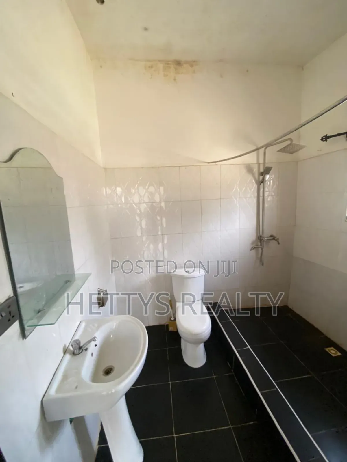 2bdrm Apartment in North Legon for rent