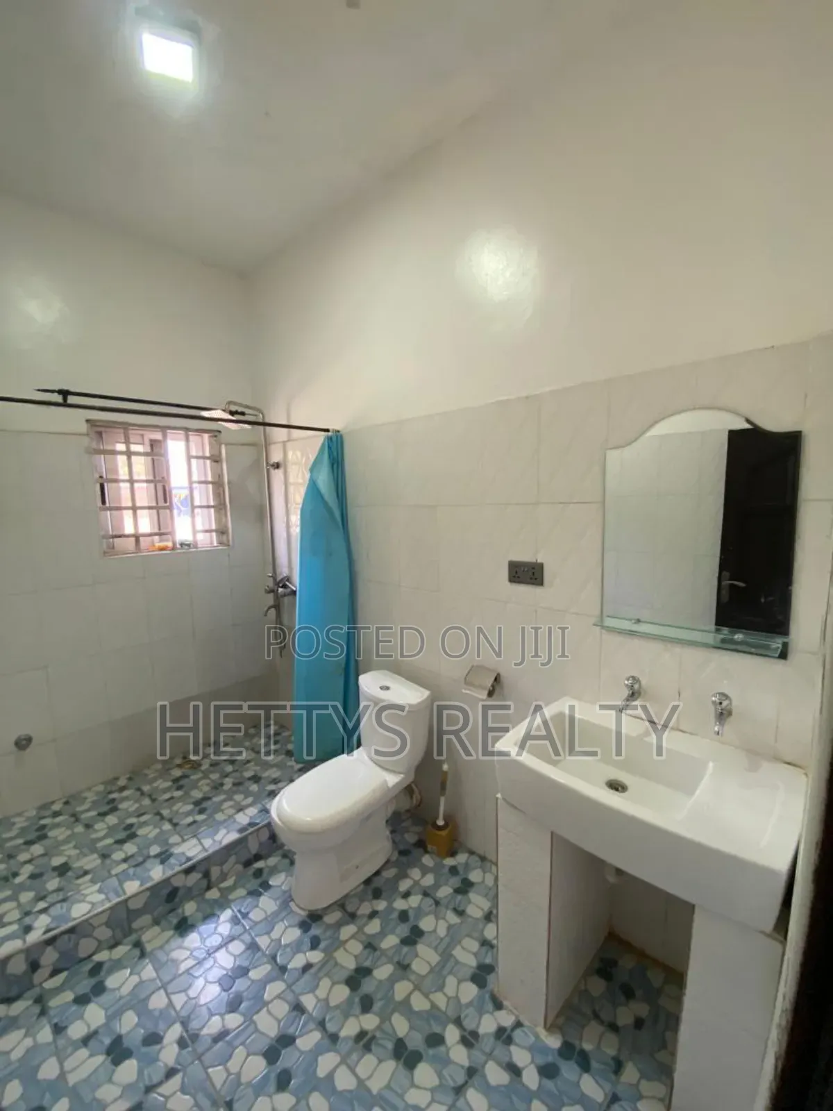 2bdrm Apartment in North Legon for rent