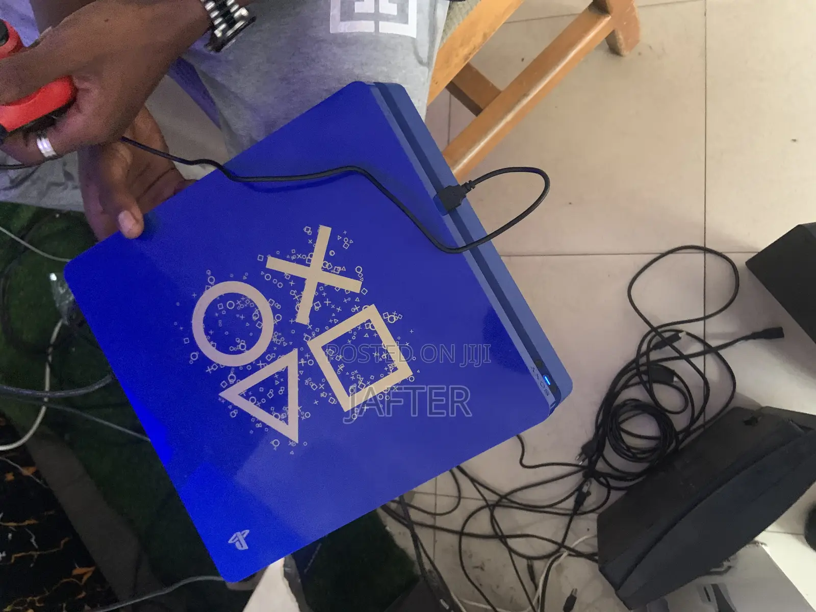 Sony Playstation 4 Slim With 10 Solid Games