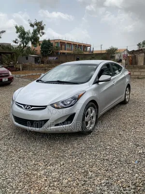 Hyundai Elantra 2015 Silver