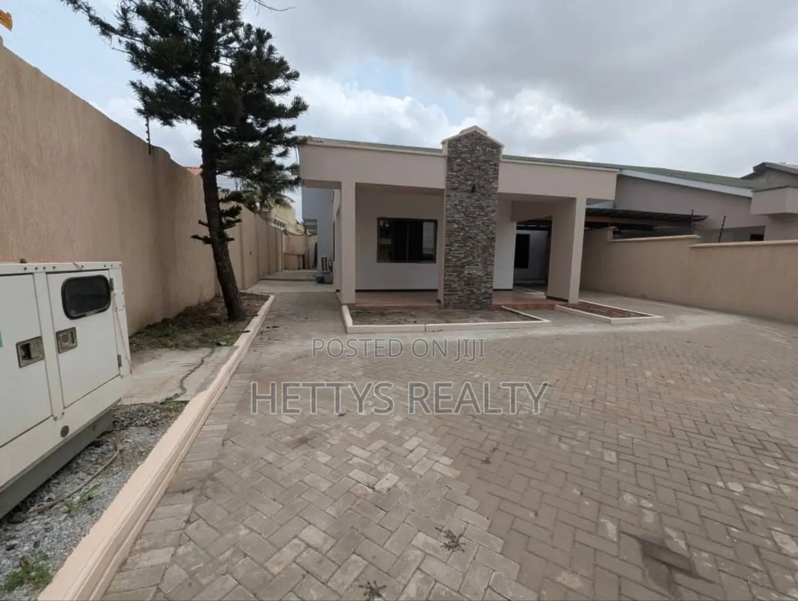 4bdrm House in A&C Mall Area for rent