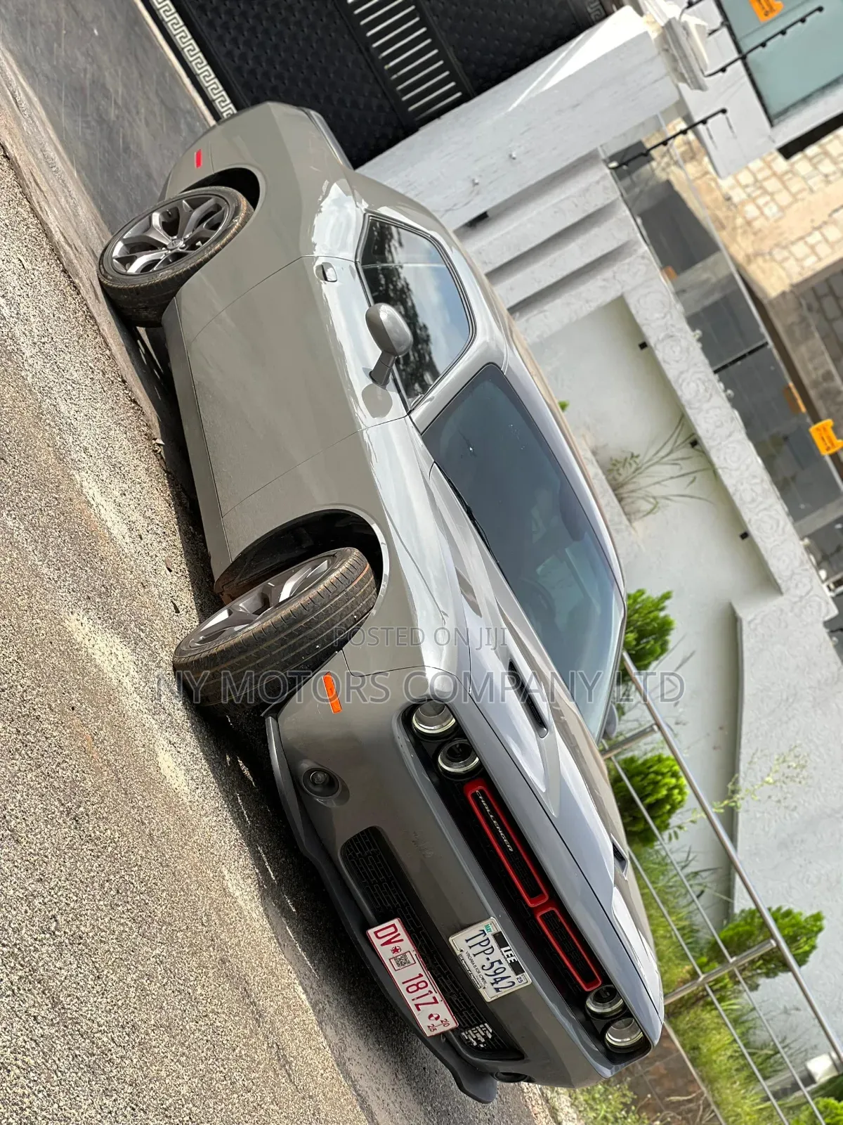 Dodge Challenger SXT RWD 2019 Gray