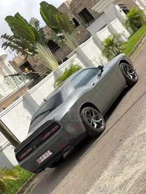 Dodge Challenger SXT RWD 2019 Gray