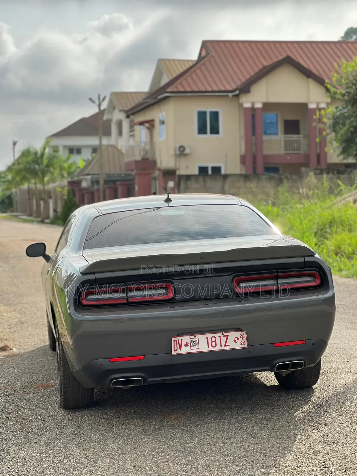 Dodge Challenger SXT RWD 2019 Gray