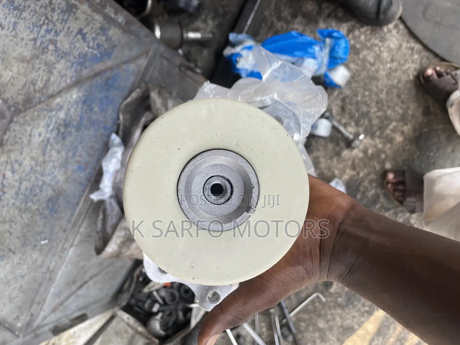 Benz C300 Engine Seat