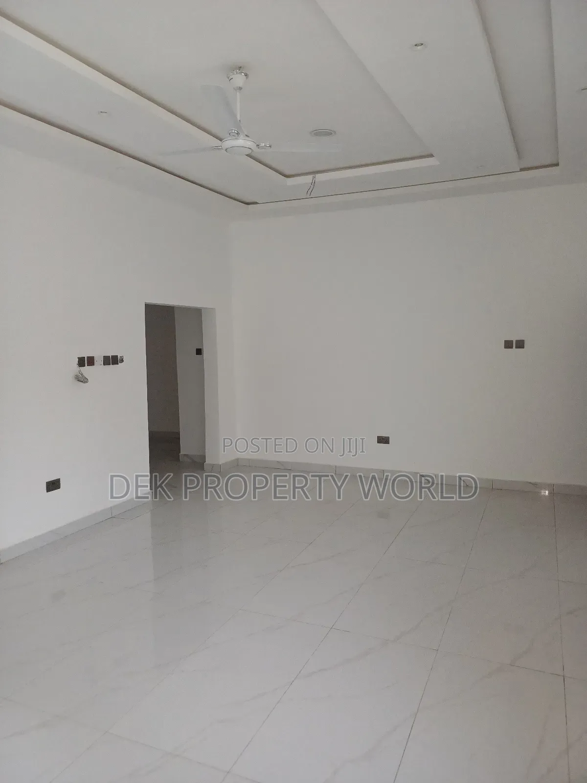3bdrm House in Pokuase for sale