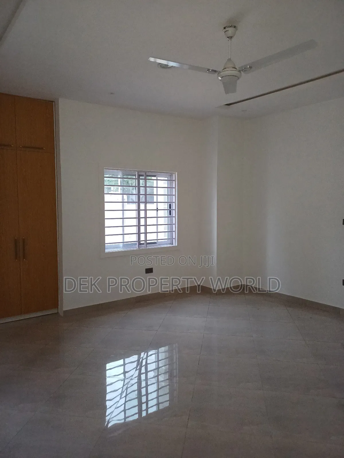 3bdrm House in Pokuase for sale