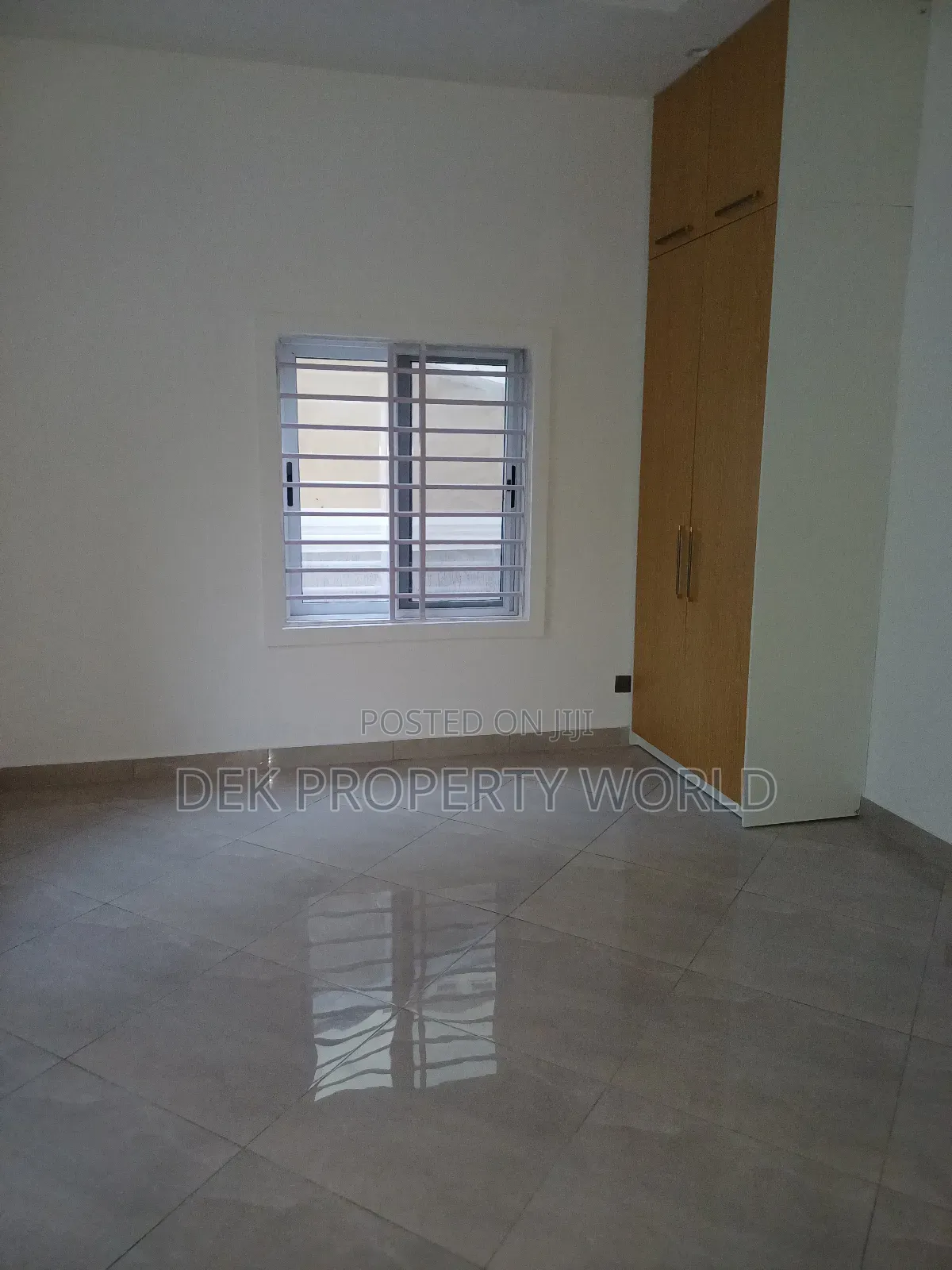 3bdrm House in Pokuase for sale