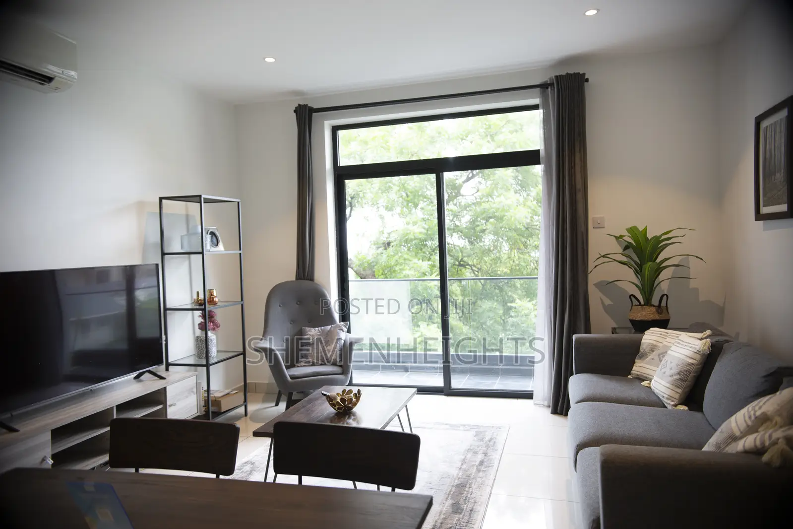 Furnished 1bdrm Apartment in Embassy Gardens for sale