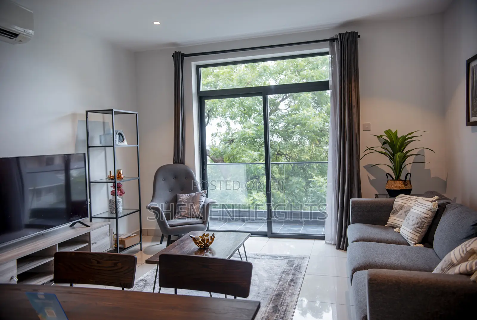 Furnished 1bdrm Apartment in Embassy Gardens for sale