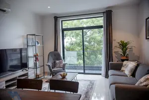 Furnished 1bdrm Apartment in Embassy Gardens for sale