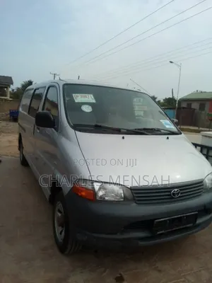 Toyota HiAce 2005 Silver