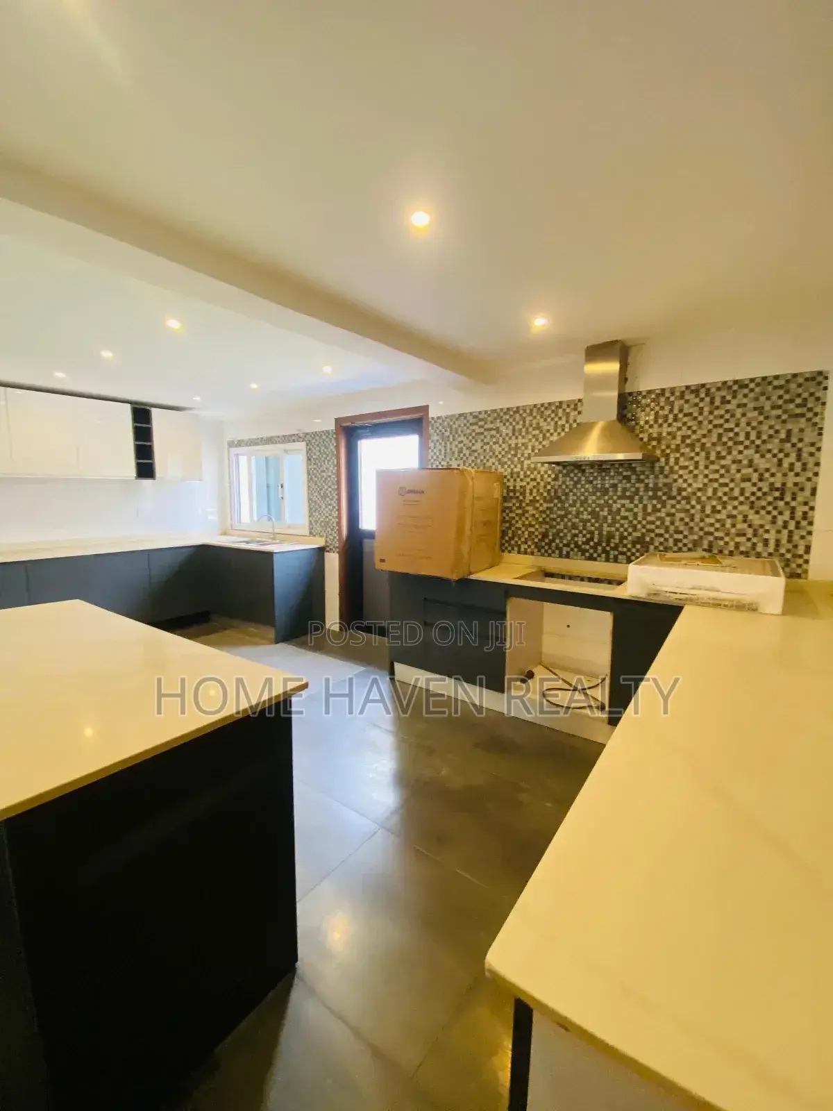 5bdrm House in Labone for rent