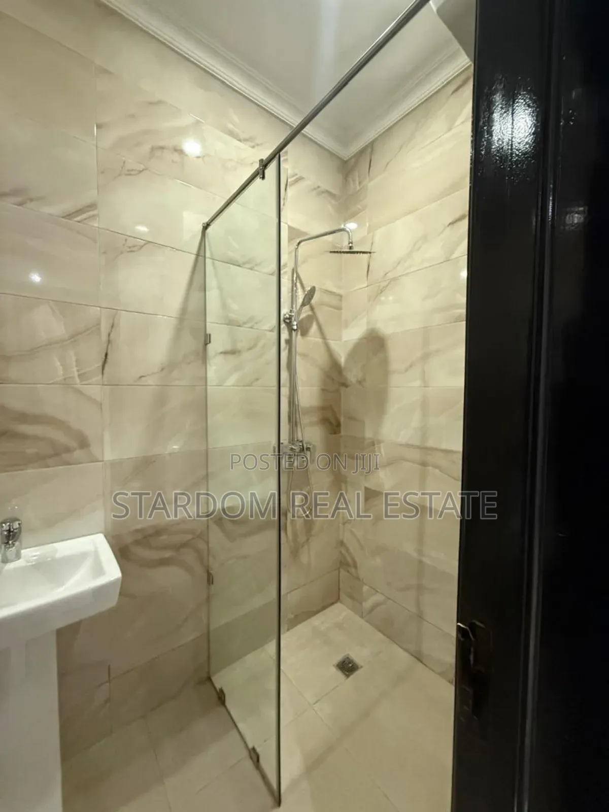 3bdrm Duplex in Baatsona Ecobank, Spintex for rent
